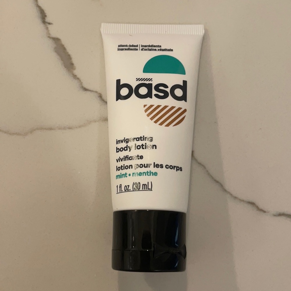 🌸5/$25🌸 Basd invigorating body lotion